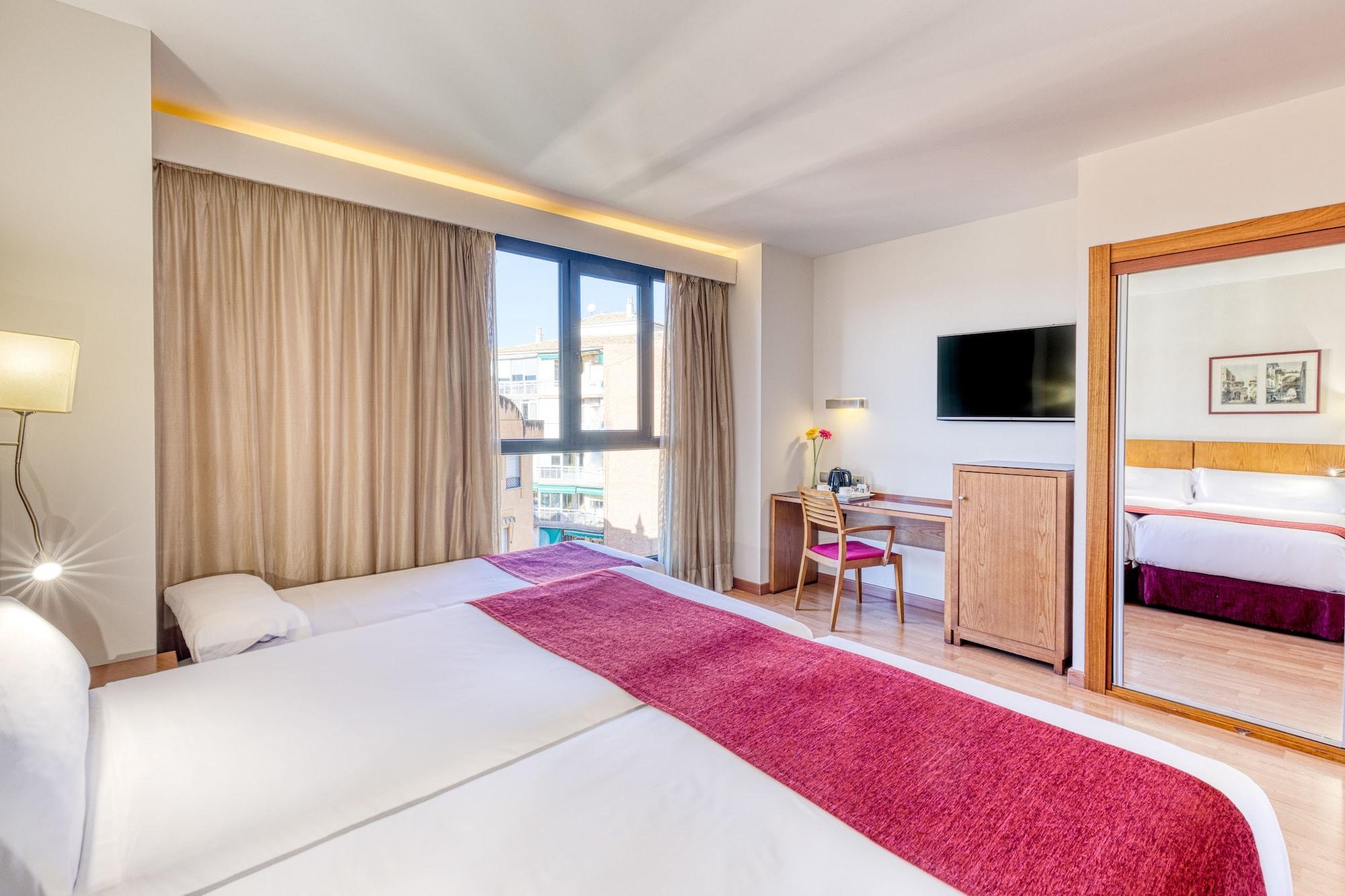 Senator Granada Hotel Luaran gambar