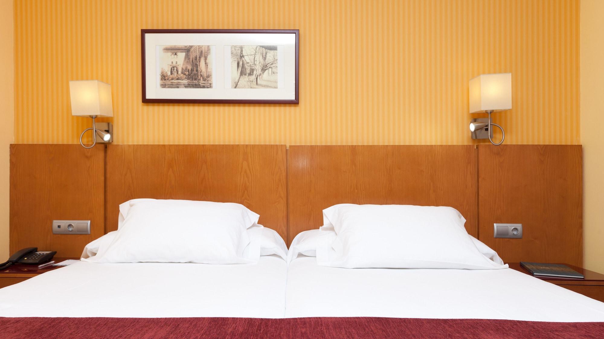 Senator Granada Hotel Luaran gambar
