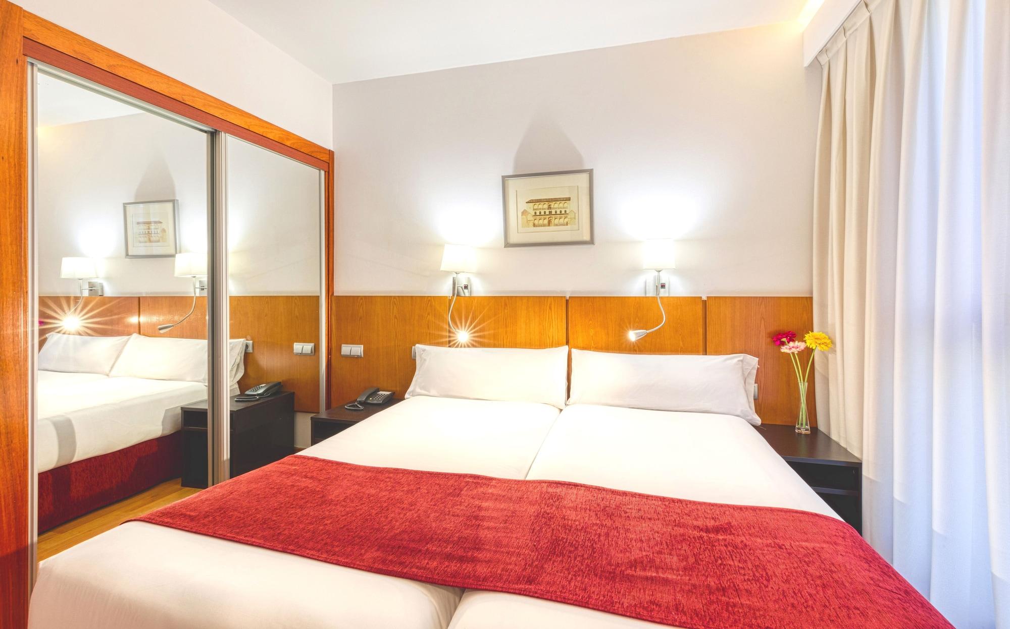 Senator Granada Hotel Luaran gambar