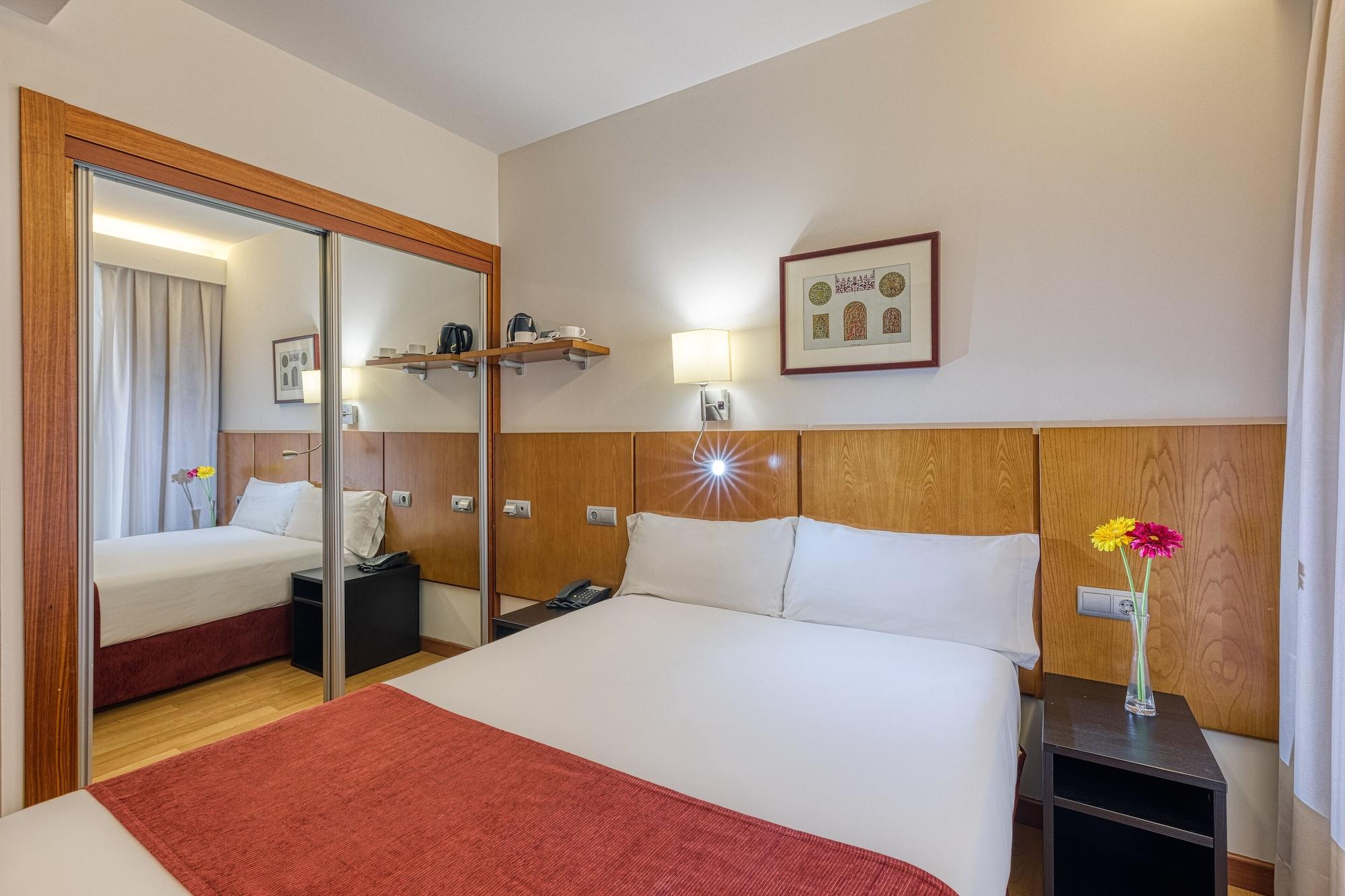 Senator Granada Hotel Luaran gambar