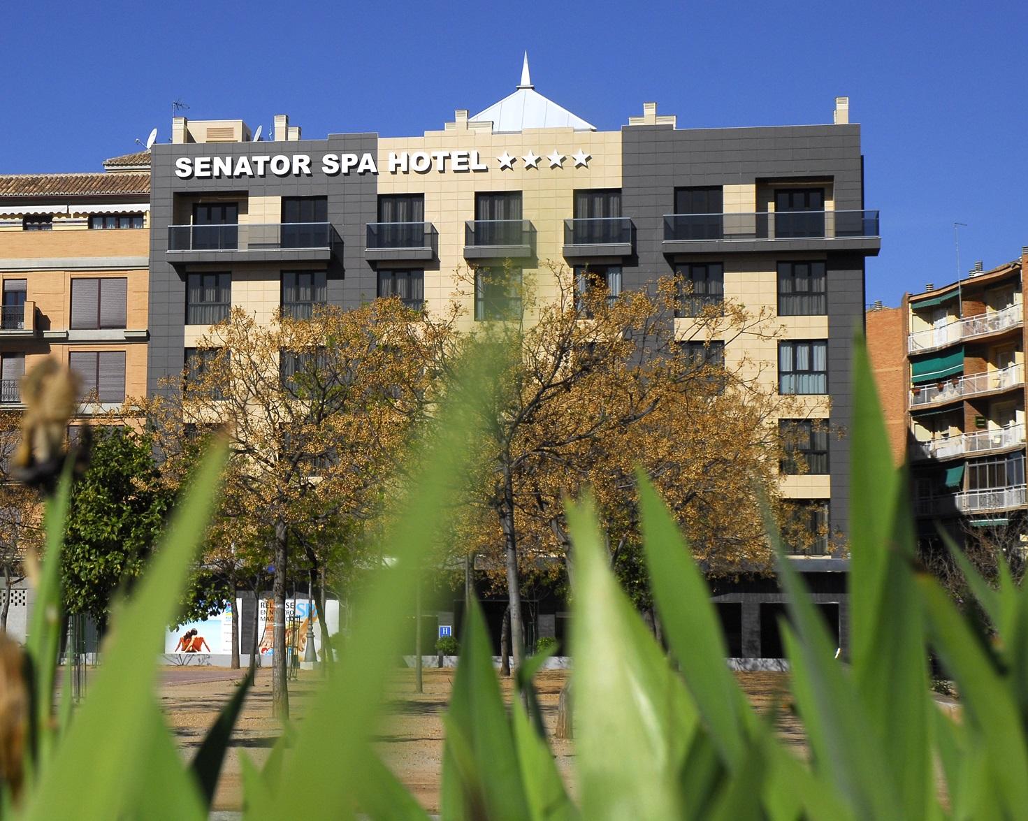 Senator Granada Hotel Luaran gambar