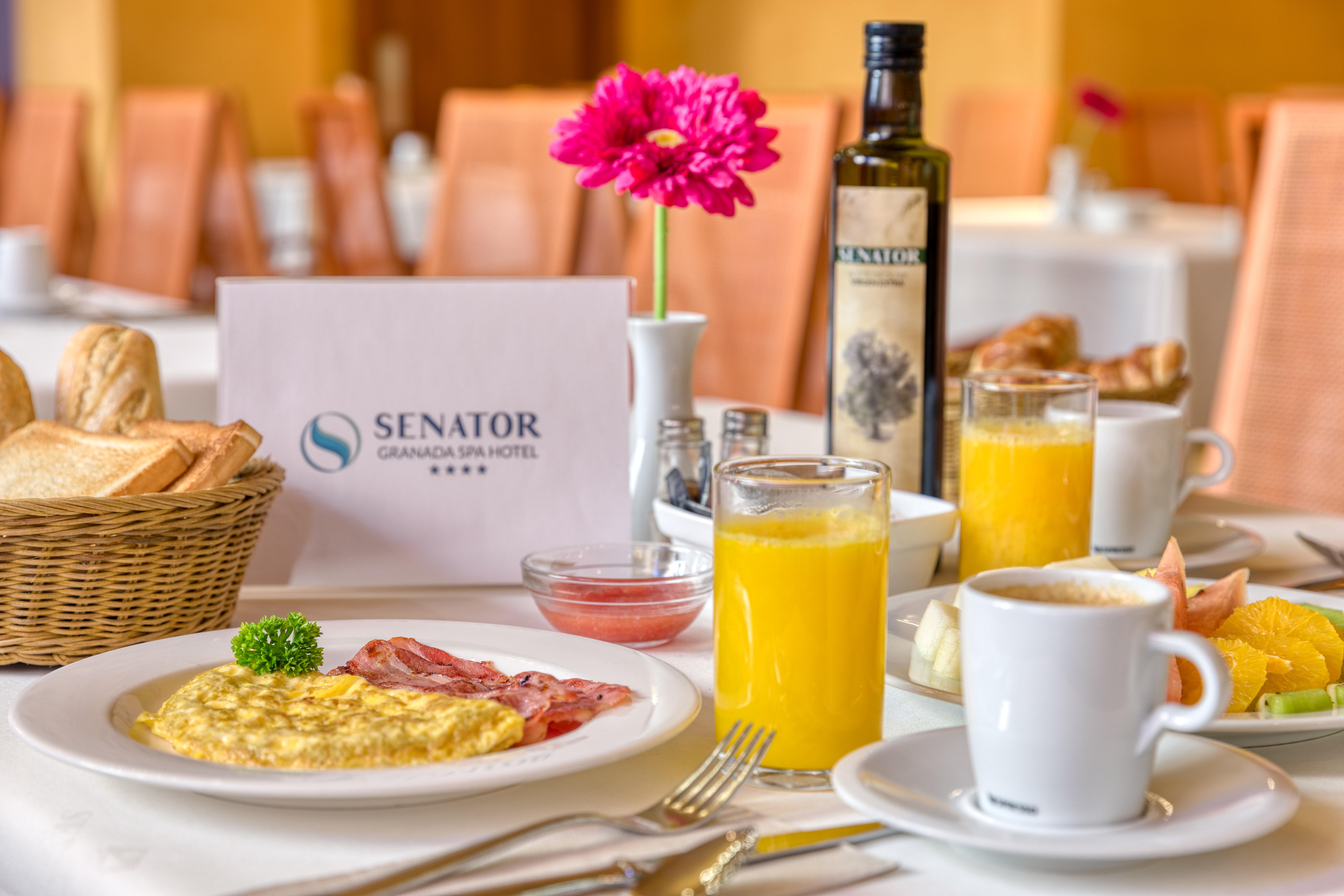 Senator Granada Hotel Luaran gambar