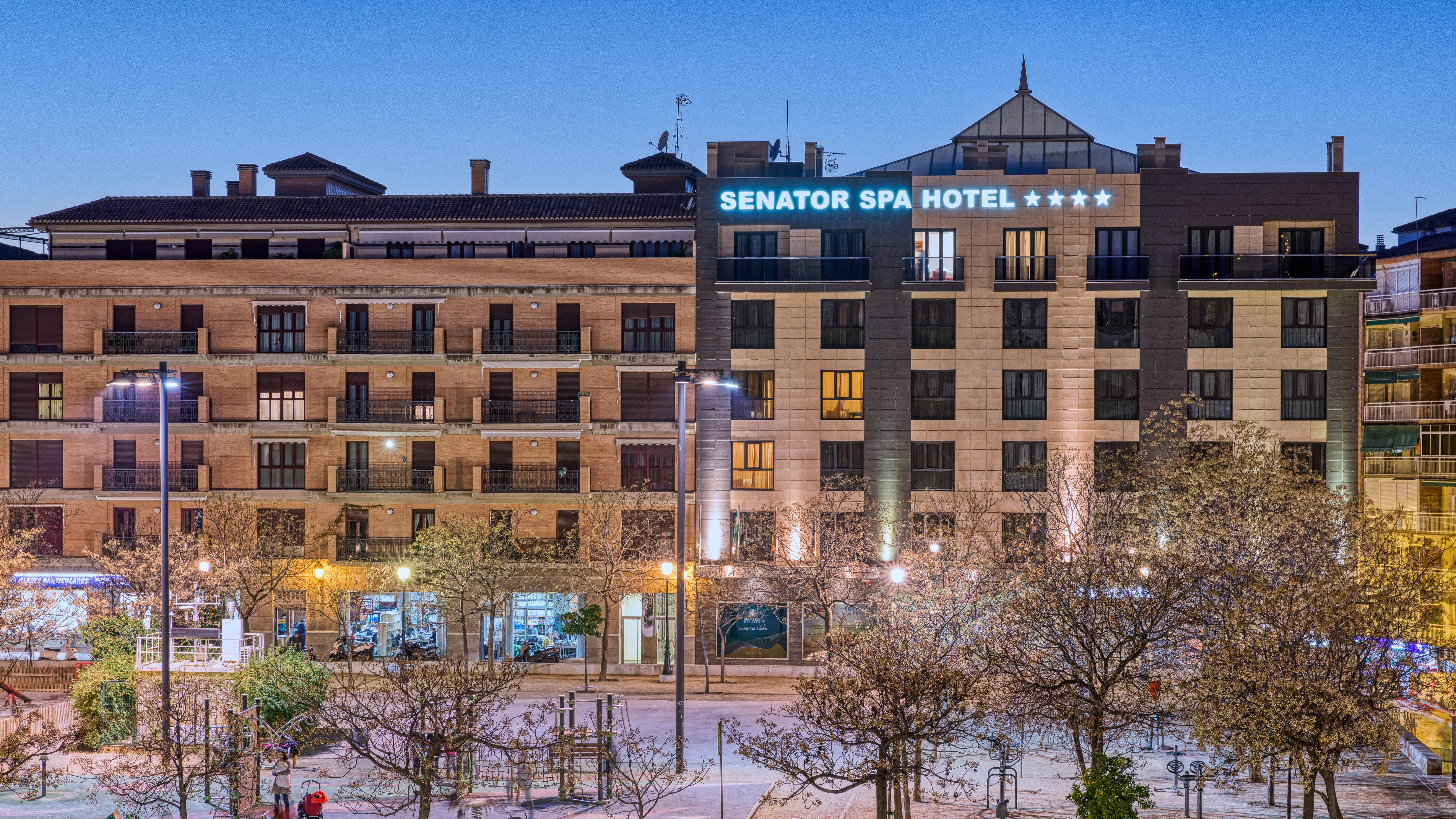 Senator Granada Hotel Luaran gambar