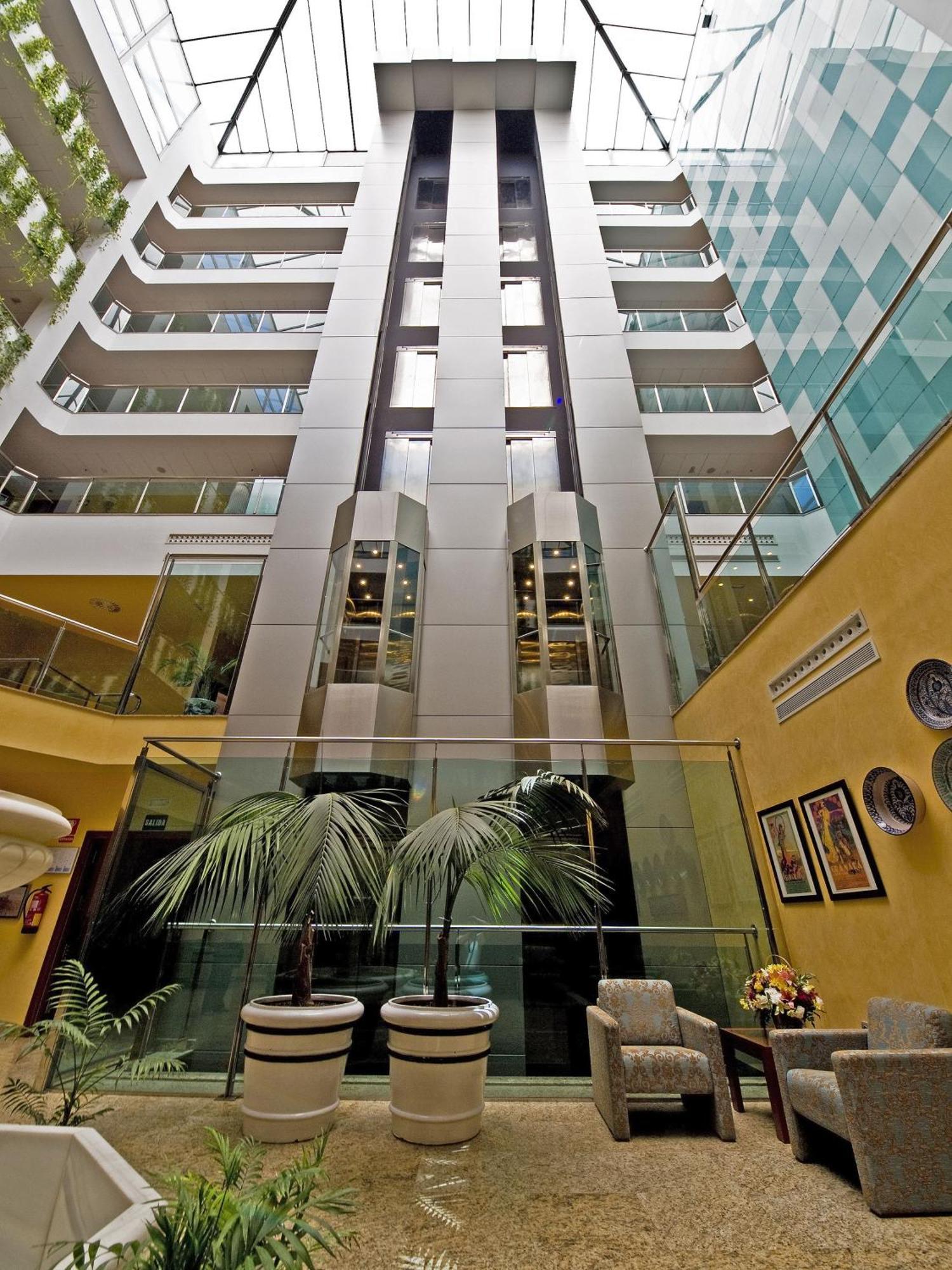 Senator Granada Hotel Luaran gambar