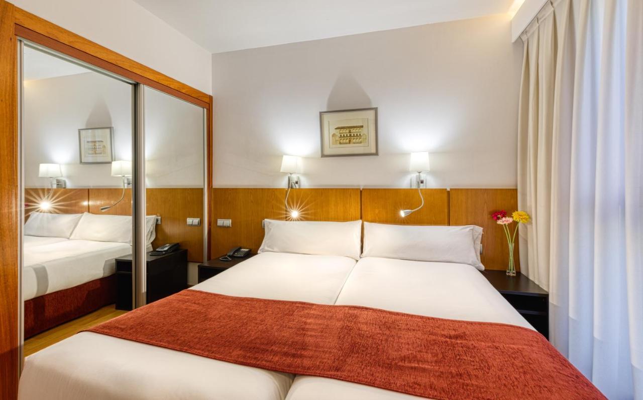 Senator Granada Hotel Luaran gambar
